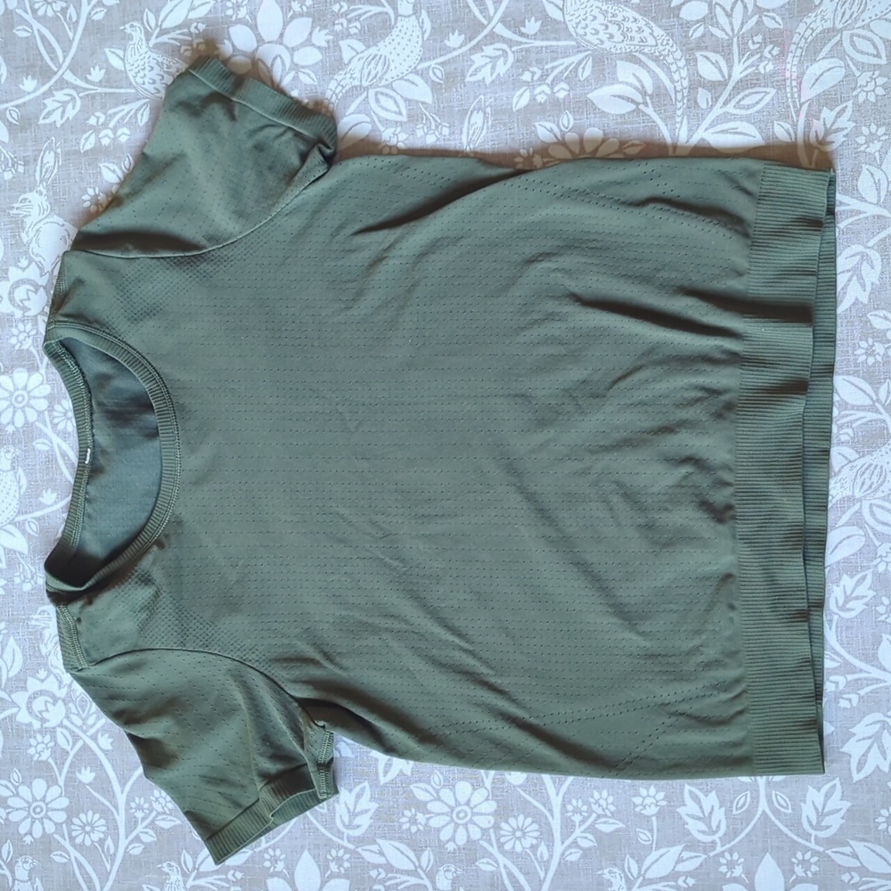 Athleta In Motion Seamless Tee